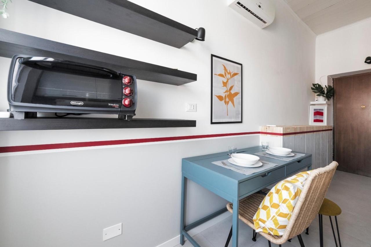 Naviglio Pavese Studio Apartment Milán Exterior foto